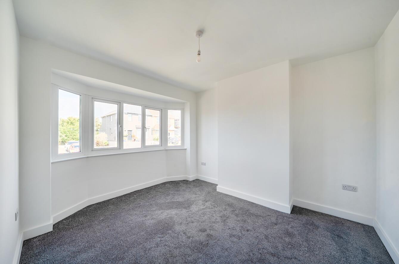 Pentyla Road, Cockett, Swansea, SA2 0YL